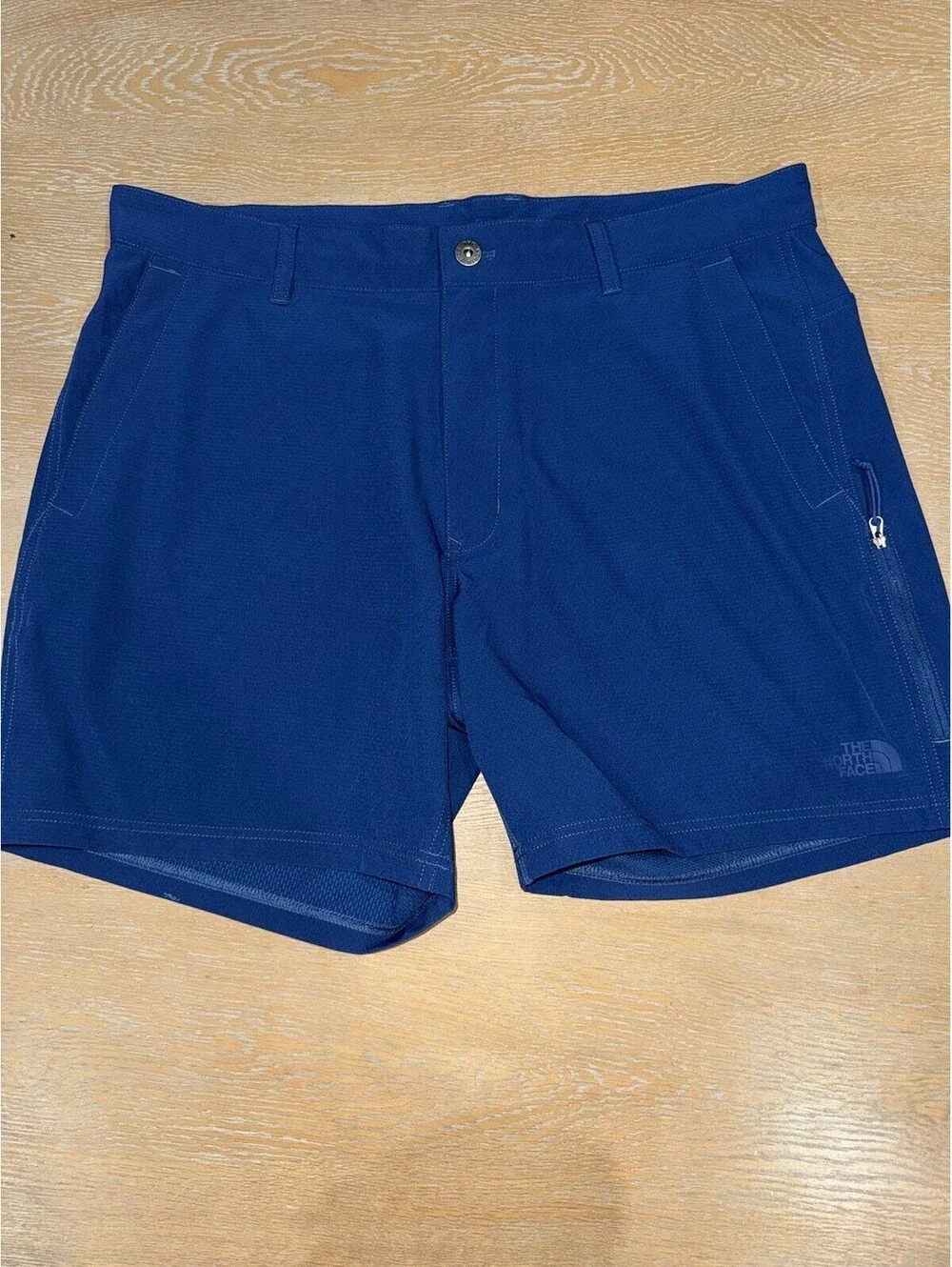 THE NORTH FACE ROLLING SUN Shorts 7” Mens Size 36 Estate Blue Flash Dry
